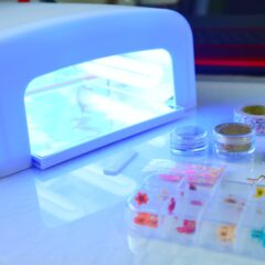 レジンの固め方は？早く固める方法や固まらない場合のNG行為をご紹介