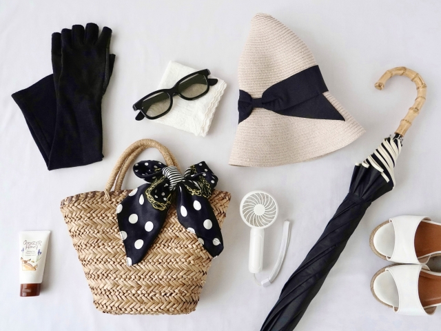 夏のお出掛けに必要なアイテムたち